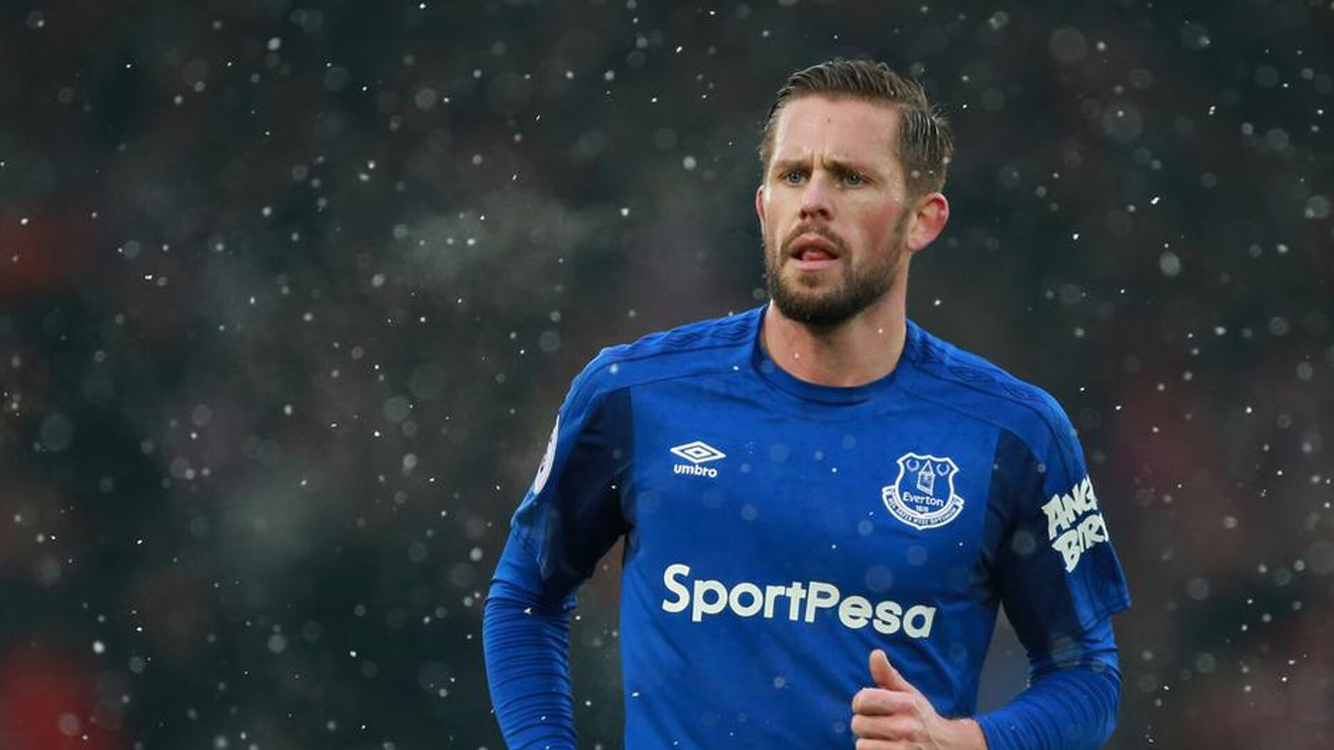 中超-瓦科建功泽卡头球破门 泰山2-1胜十人津门虎,中超瓦卡索