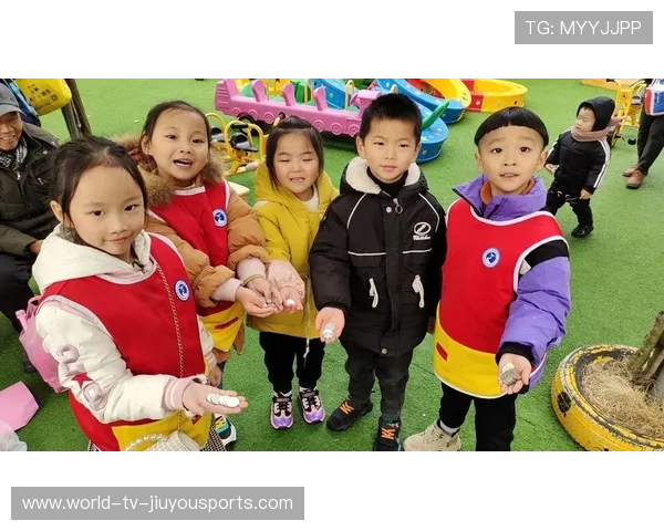 哈兰德被动员做慈善义卖，现场暖意满满