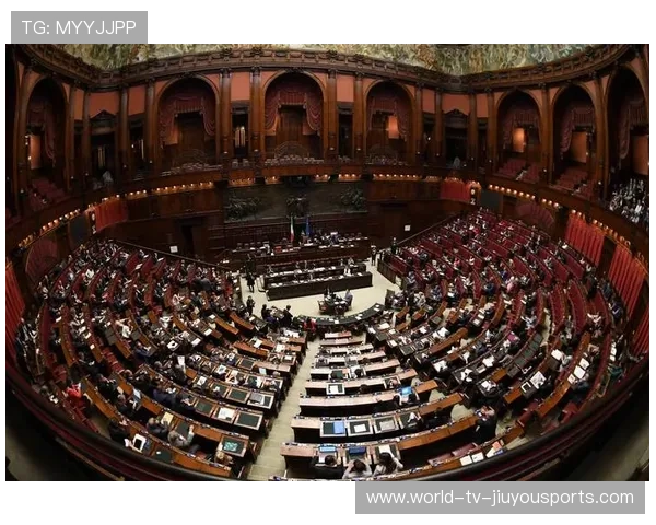 特朗普放话支持政府关门，矛头指向民主党，特朗普支持中国