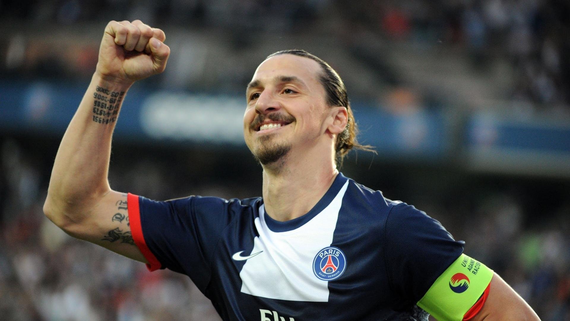 “胡利安·门德斯的领导能力和球技,推动阿根廷美洲狮队成为橄榄球强国”